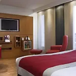 Hotel Mercure Arc De Triomphe Etoile