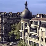 Hotel Mercure Arc De Triomphe Etoile