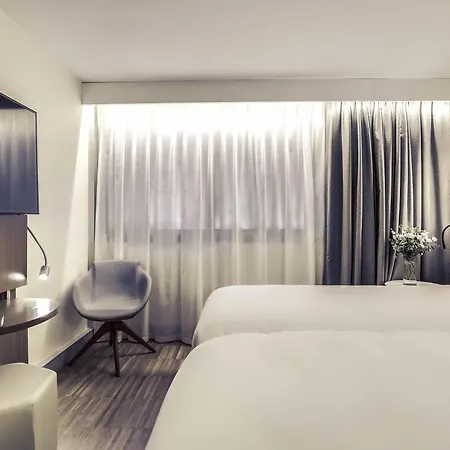 Mercure Arc De Triomphe Etoile Hotel Parigi