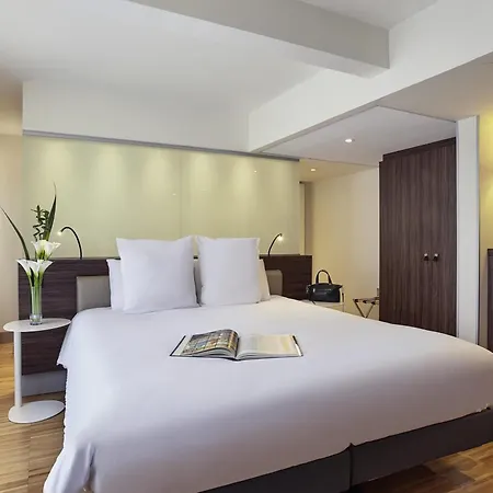 Mercure Arc De Triomphe Etoile 4* Parigi