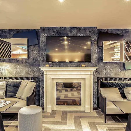 Mercure Arc De Triomphe Etoile Hotel