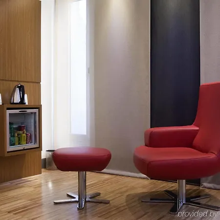 Mercure Arc De Triomphe Etoile 4* Parigi