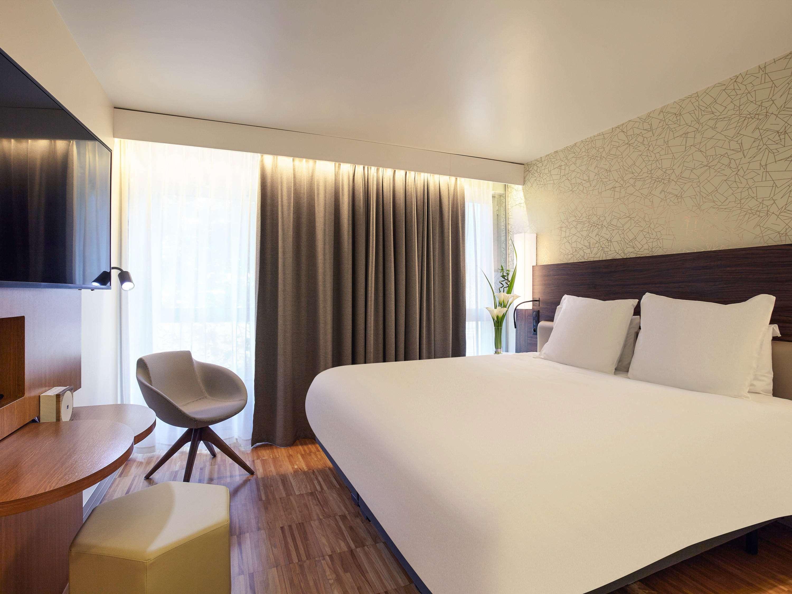 Mercure Arc De Triomphe Etoile Hotel Parigi