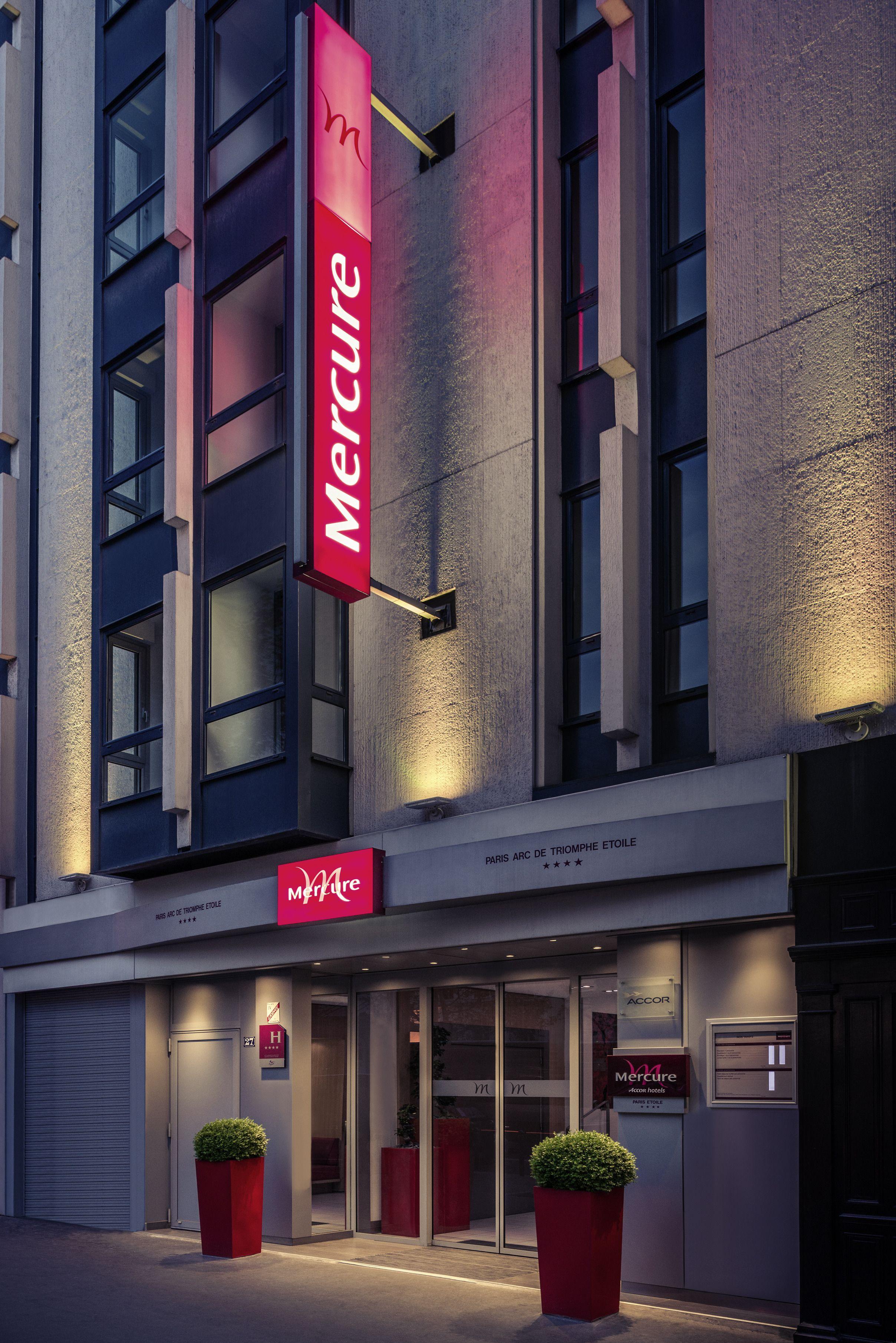 Hotel Mercure Arc De Triomphe Etoile 4*