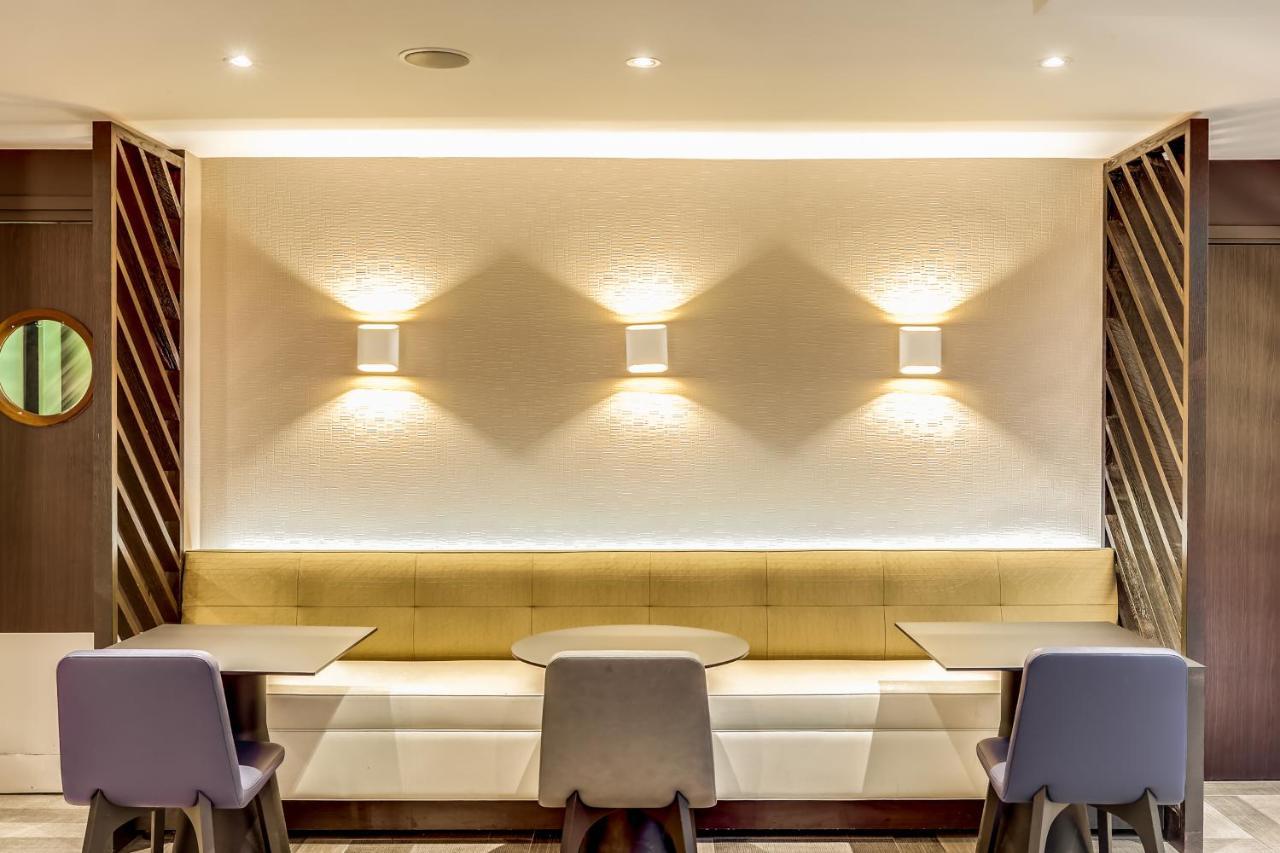 Mercure Arc De Triomphe Etoile 4* Parigi